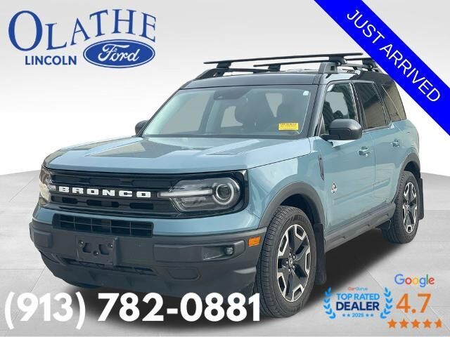 2022 Ford Bronco Sport Outer Banks — photo 1 of 43