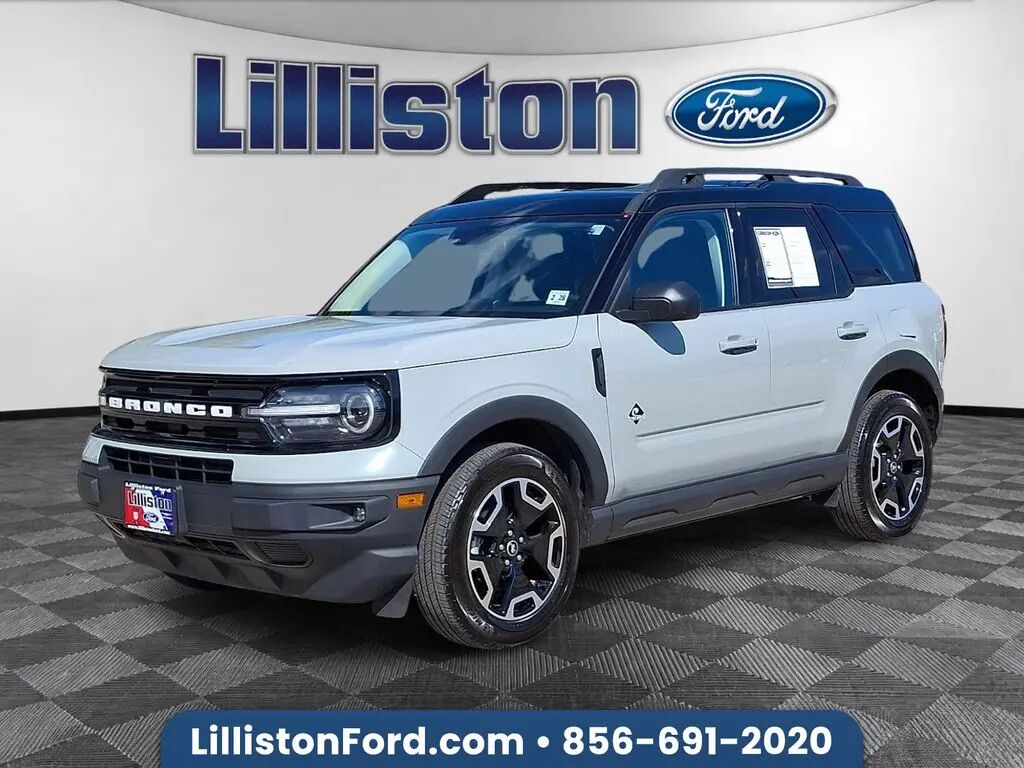 2022 Ford Bronco Sport Outer Banks — photo 1 of 51