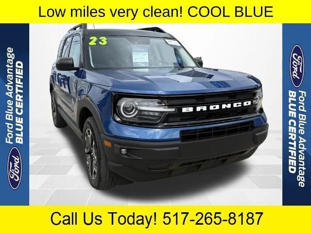 2023 Ford Bronco Sport Outer Banks — photo 1 of 12