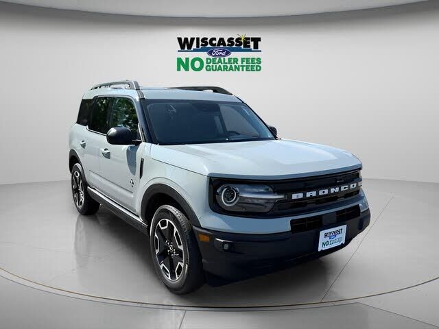 2023 Ford Bronco Sport Outer Banks — photo 1 of 1
