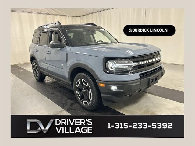 2024 Ford Bronco Sport Outer Banks — photo 1 of 13