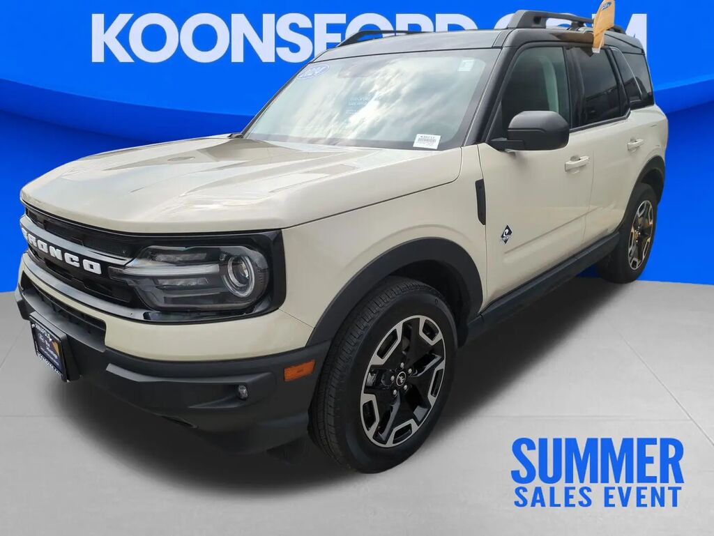 2024 Ford Bronco Sport Outer Banks — photo 1 of 3