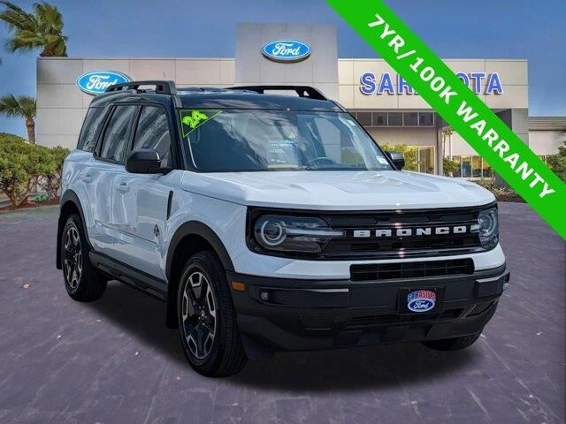 2024 Ford Bronco Sport Outer Banks — photo 1 of 39