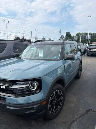 2021 Ford Bronco Sport Outer Banks — photo 1 of 11