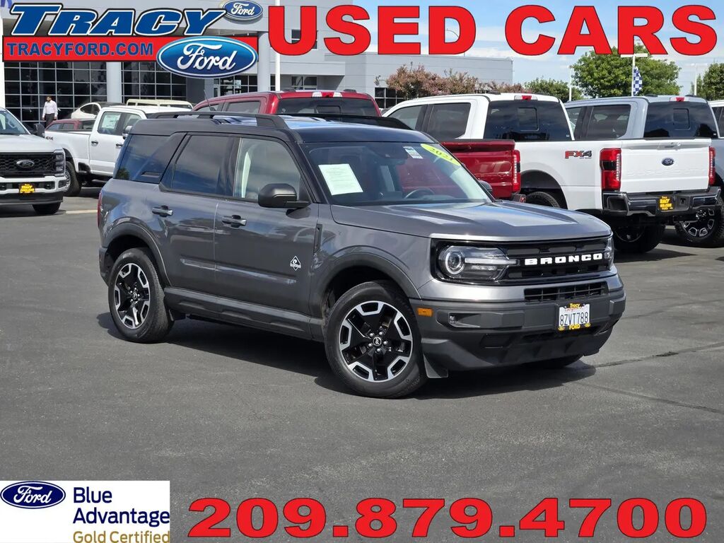2021 Ford Bronco Sport Outer Banks — photo 1 of 14