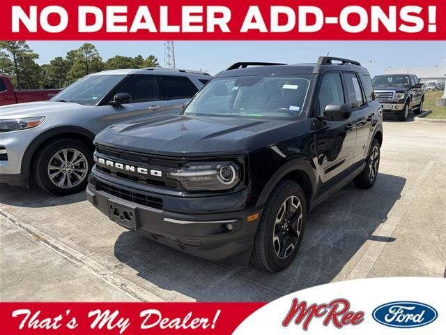 2023 Ford Bronco Sport Outer Banks — photo 1 of 9