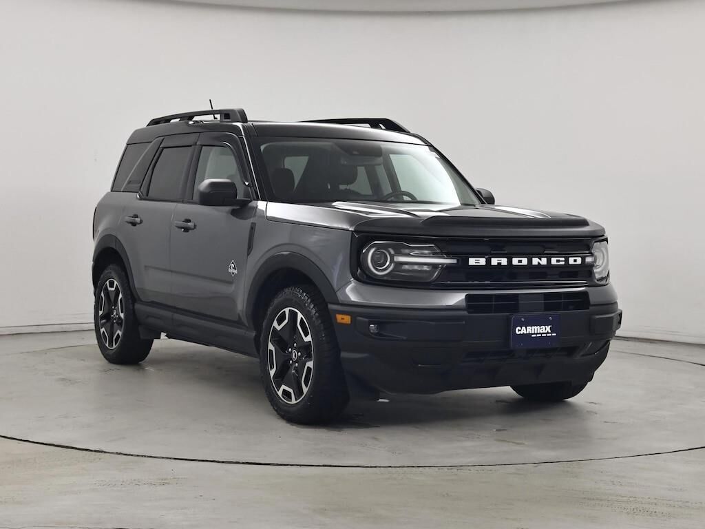 2024 Ford Bronco Sport Outer Banks — photo 1 of 13