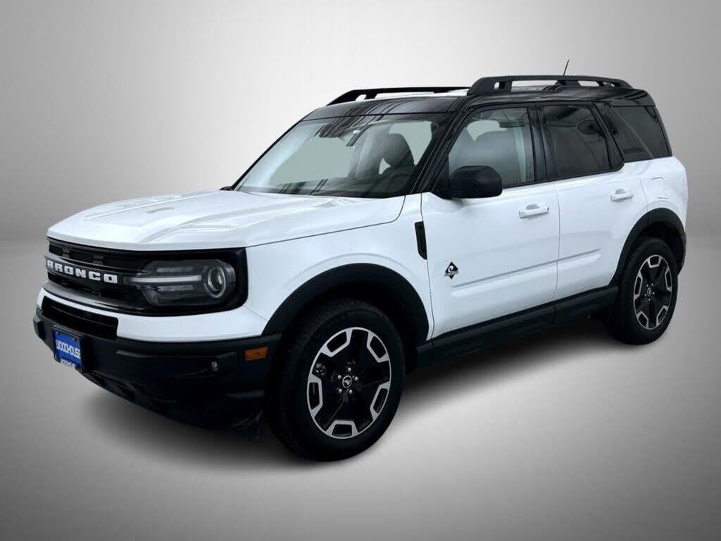 2024 Ford Bronco Sport Outer Banks — photo 1 of 1