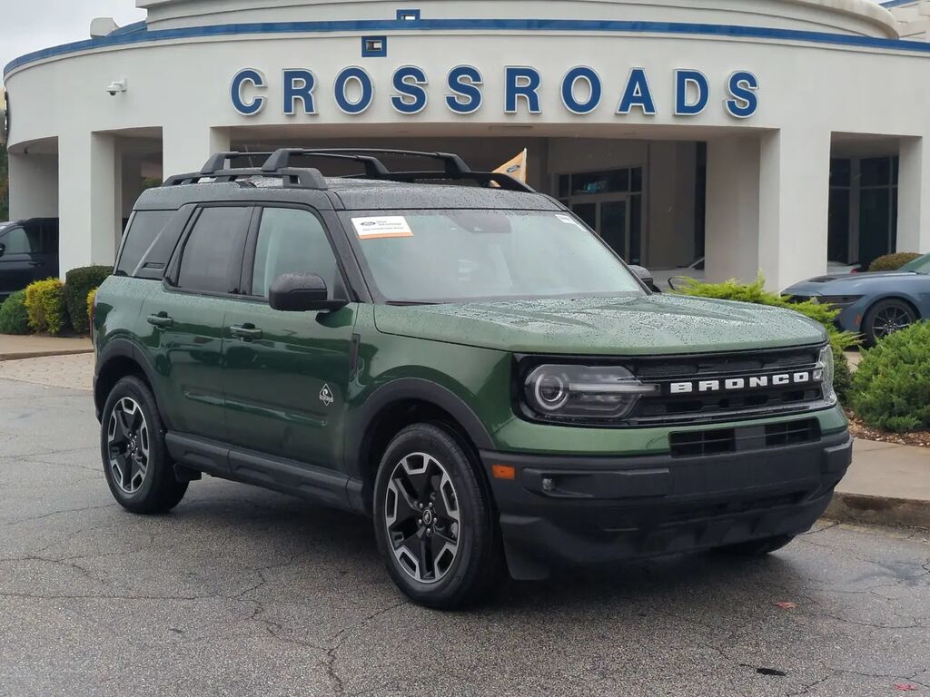 2024 Ford Bronco Sport Outer Banks — photo 1 of 13