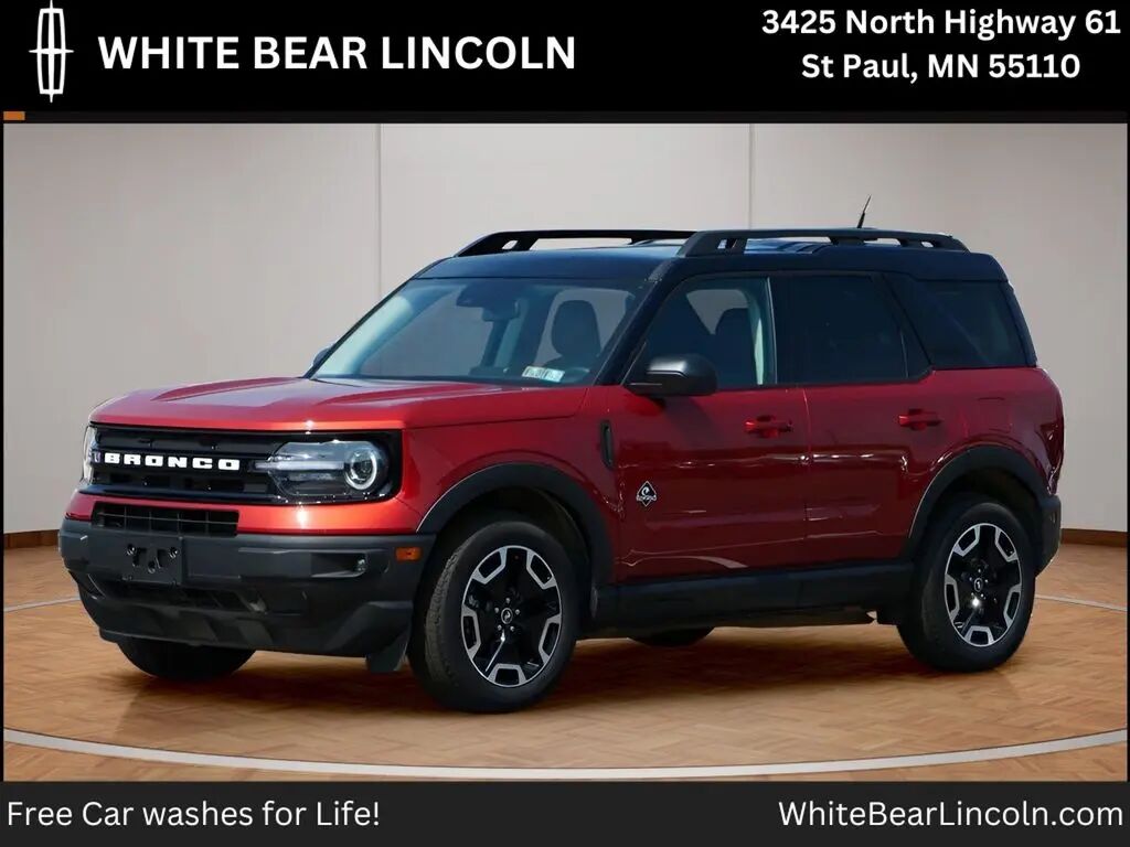 2024 Ford Bronco Sport Outer Banks — photo 1 of 13