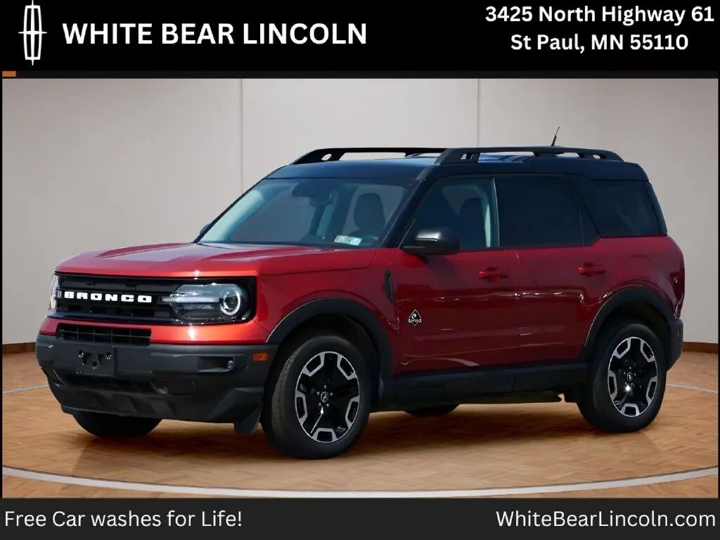 2024 Ford Bronco Sport Outer Banks — photo 1 of 13