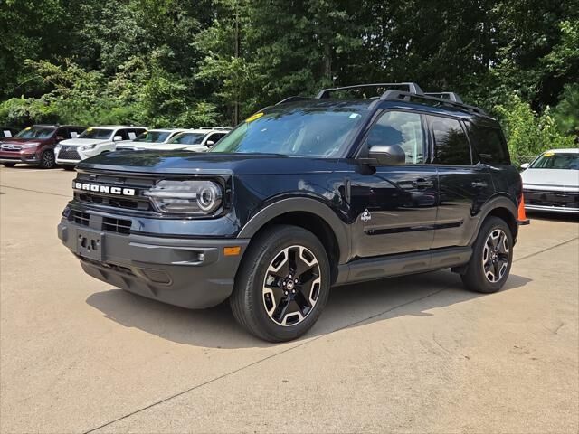 2022 Ford Bronco Sport Outer Banks — photo 1 of 12