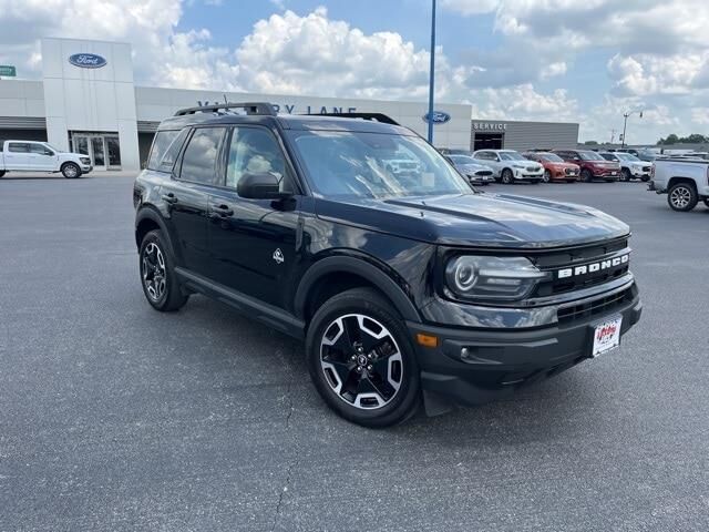 2022 Ford Bronco Sport Outer Banks — photo 1 of 26