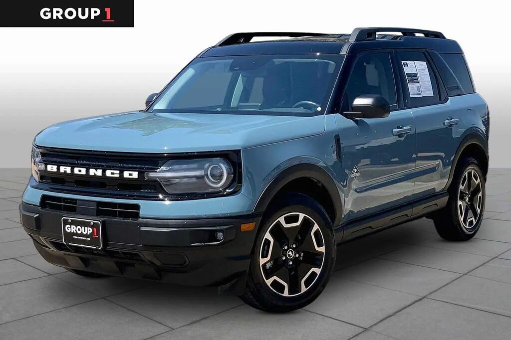 2022 Ford Bronco Sport Outer Banks — photo 1 of 14