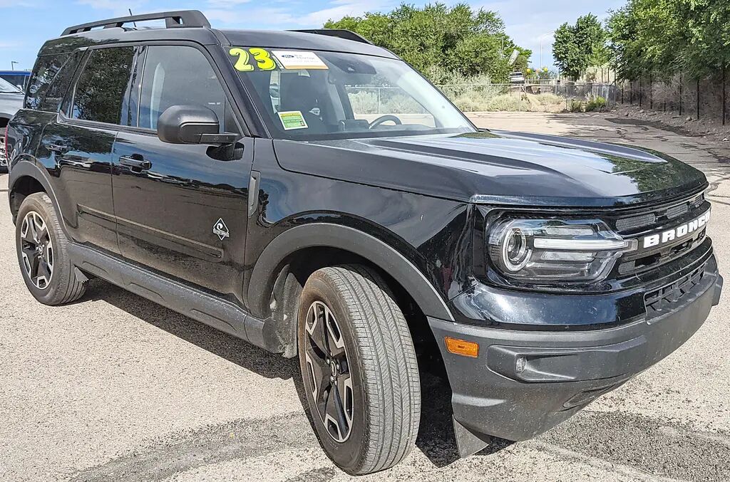 2023 Ford Bronco Sport Outer Banks — photo 1 of 26
