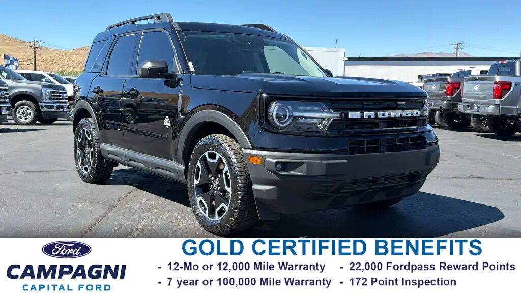 2024 Ford Bronco Sport Outer Banks — photo 1 of 65