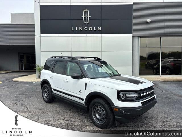 2024 Ford Bronco Sport Outer Banks — photo 1 of 13