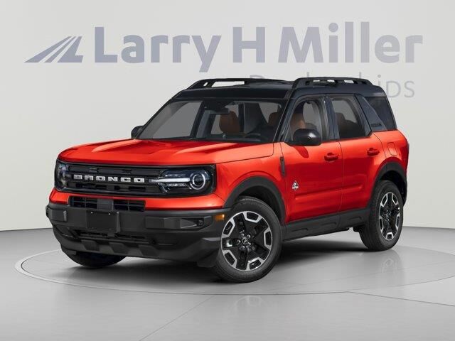2024 Ford Bronco Sport Outer Banks — photo 1 of 24