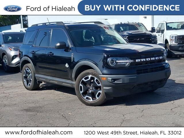 2021 Ford Bronco Sport Outer Banks — photo 1 of 27