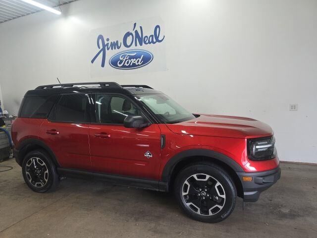 2024 Ford Bronco Sport Outer Banks — photo 1 of 13