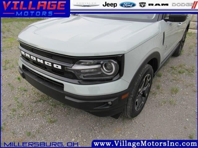 2024 Ford Bronco Sport Outer Banks — photo 1 of 13