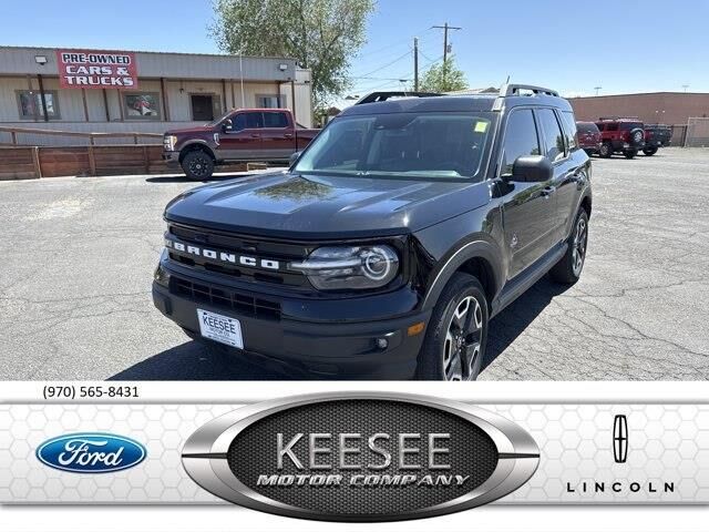 2024 Ford Bronco Sport Outer Banks — photo 1 of 13