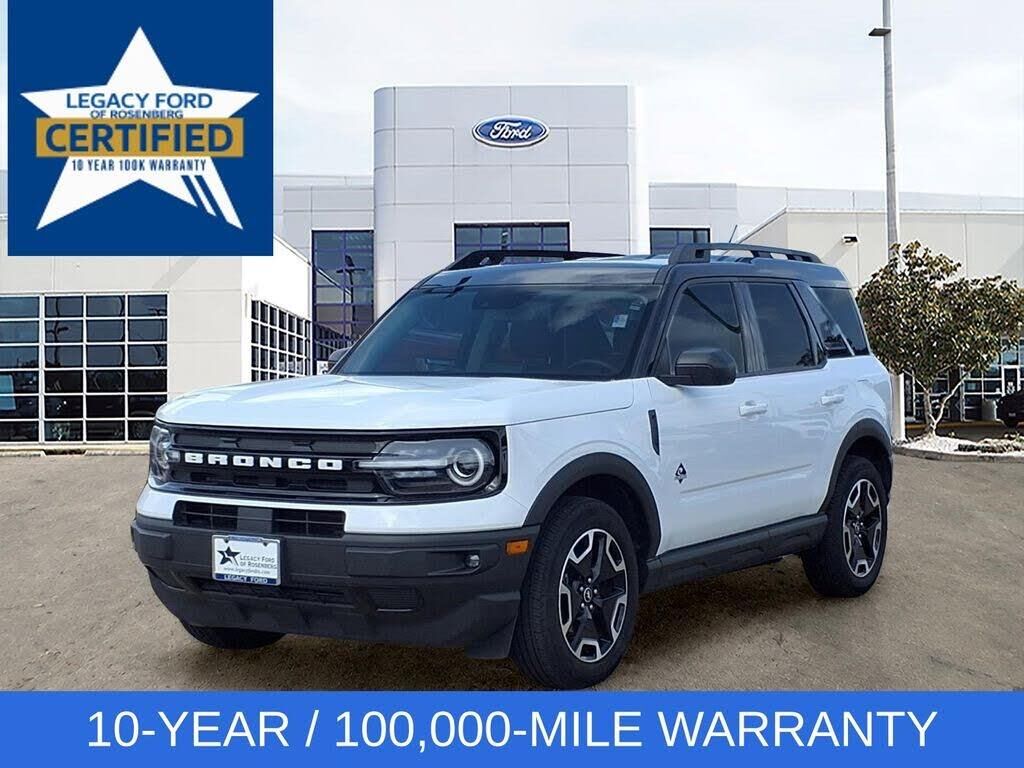 2024 Ford Bronco Sport Outer Banks — photo 1 of 2