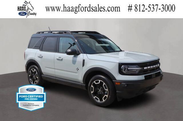 2024 Ford Bronco Sport Outer Banks — photo 1 of 26