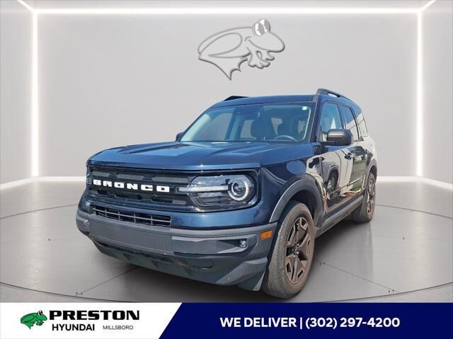 2021 Ford Bronco Sport Outer Banks — photo 1 of 13