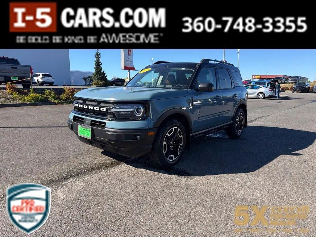 2021 Ford Bronco Sport Outer Banks — photo 1 of 13