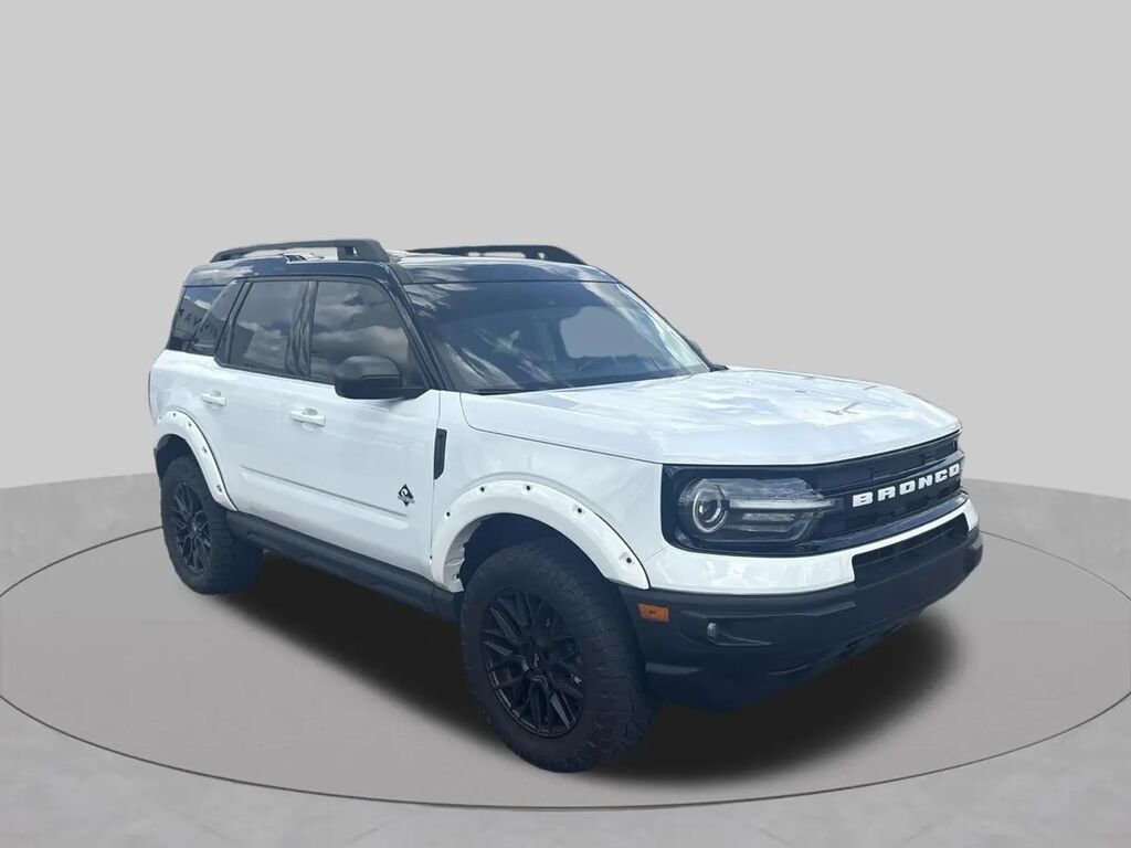 2022 Ford Bronco Sport Outer Banks — photo 1 of 47