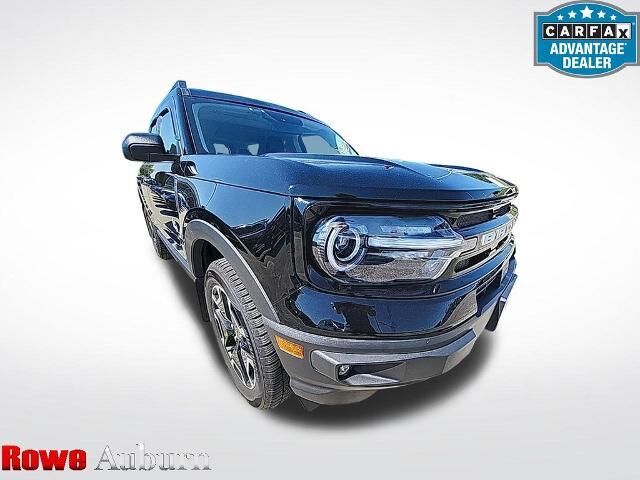 2023 Ford Bronco Sport Outer Banks — photo 1 of 38