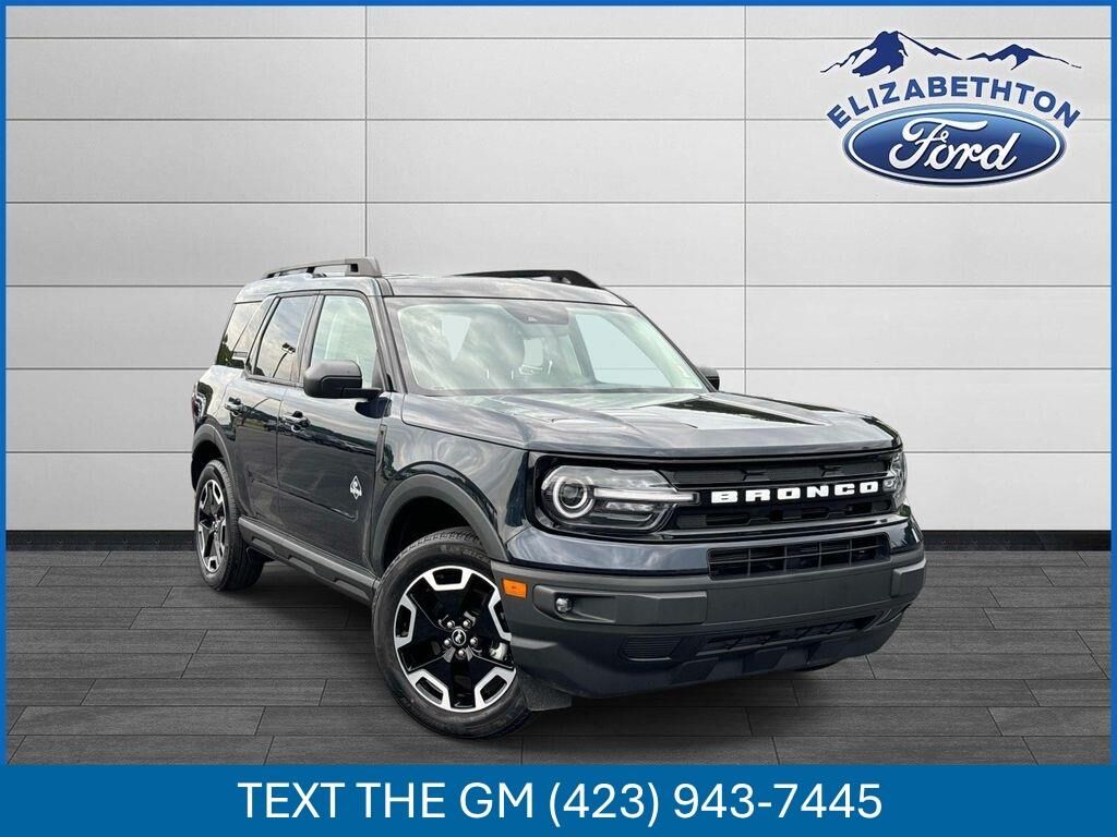 2023 Ford Bronco Sport Outer Banks — photo 1 of 13