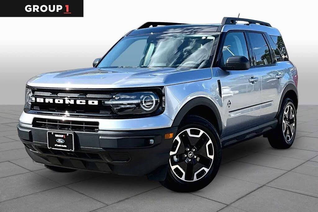 2023 Ford Bronco Sport Outer Banks — photo 1 of 1