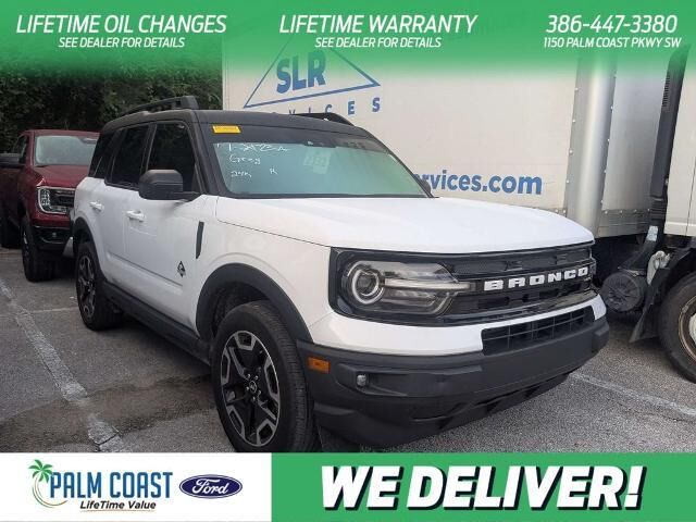 2023 Ford Bronco Sport Outer Banks — photo 1 of 39