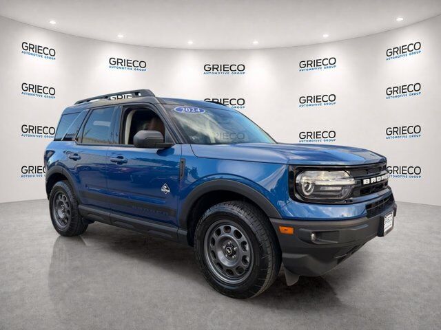 2024 Ford Bronco Sport Outer Banks — photo 1 of 1