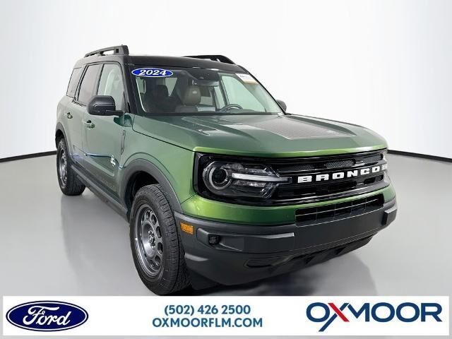 2024 Ford Bronco Sport Outer Banks — photo 1 of 13