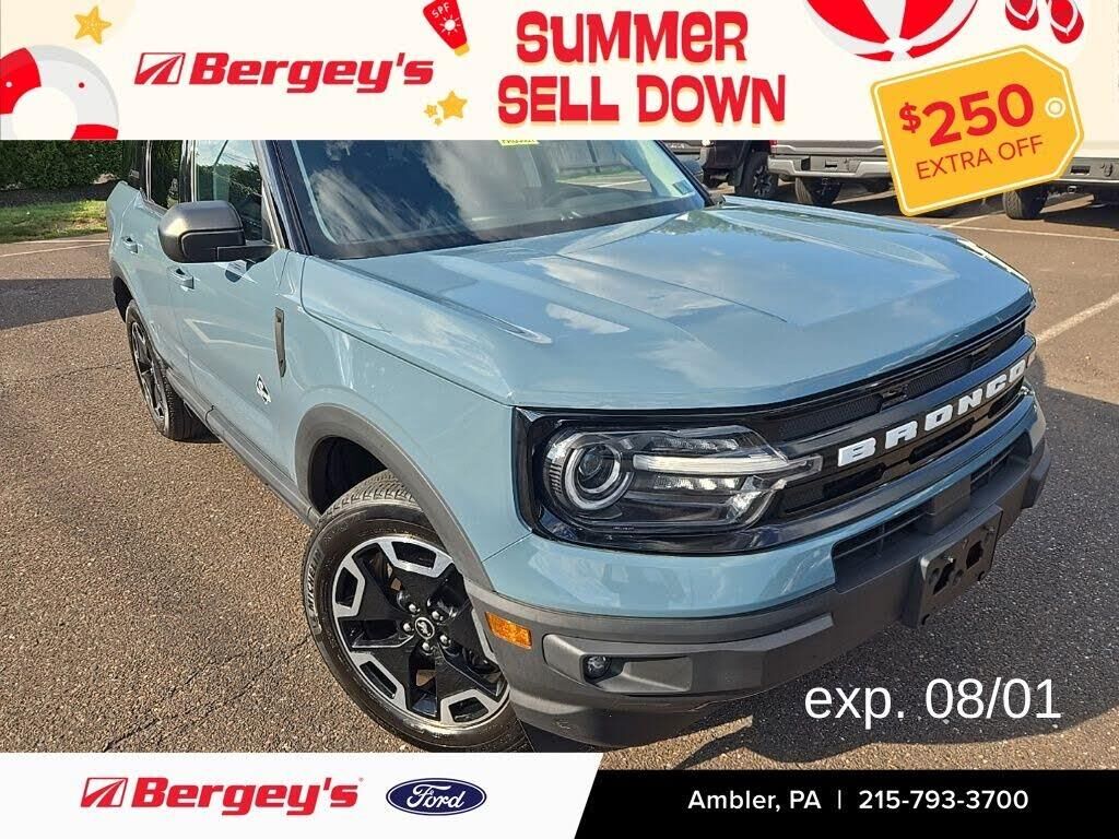 2023 Ford Bronco Sport Outer Banks — photo 1 of 2