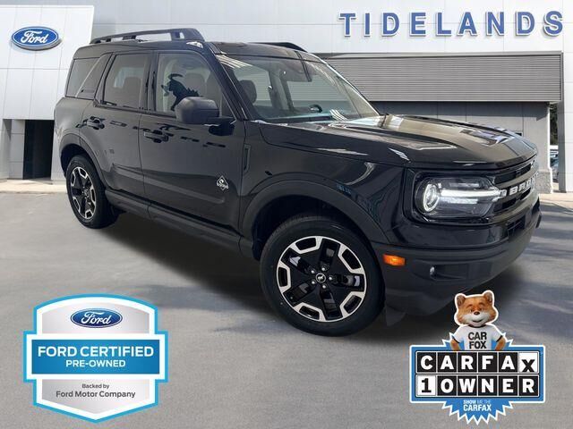 2023 Ford Bronco Sport Outer Banks — photo 1 of 22
