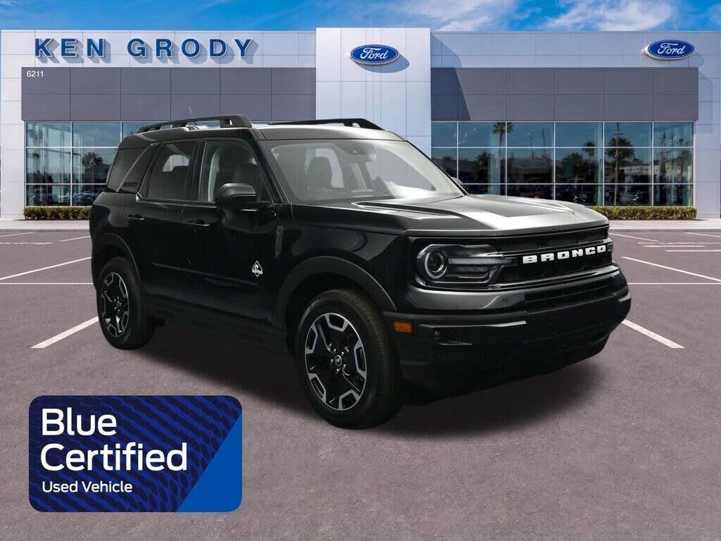 2023 Ford Bronco Sport Outer Banks — photo 1 of 1