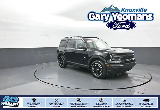 2023 Ford Bronco Sport Outer Banks — photo 1 of 9