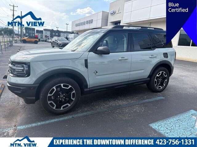 2021 Ford Bronco Sport Outer Banks — photo 1 of 4