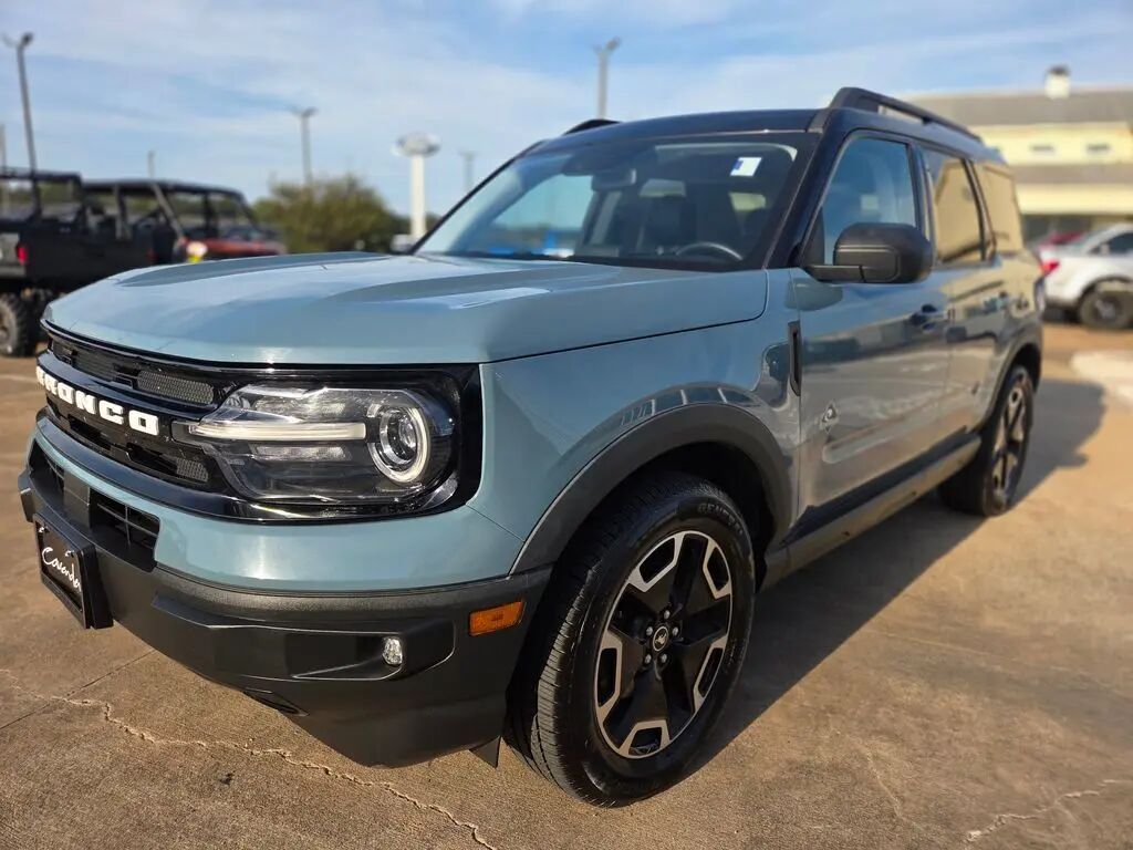 2021 Ford Bronco Sport Outer Banks — photo 1 of 27
