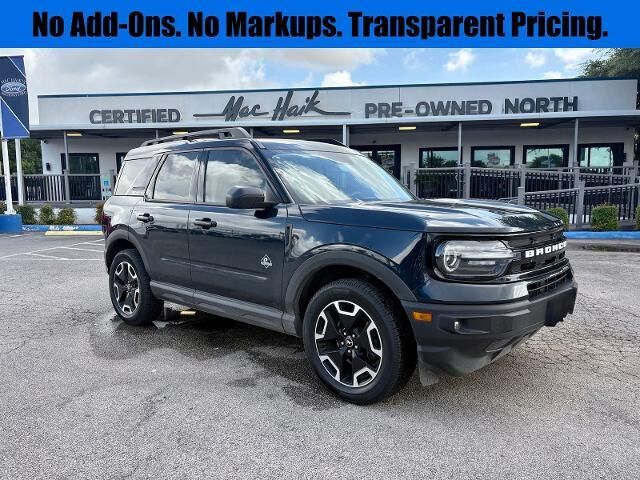 2022 Ford Bronco Sport Outer Banks — photo 1 of 8