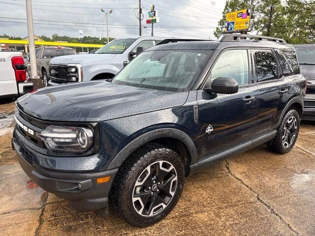 2023 Ford Bronco Sport Outer Banks — photo 1 of 26