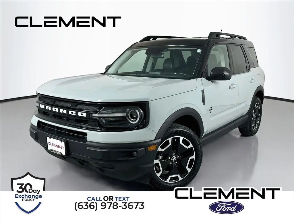 2023 Ford Bronco Sport Outer Banks — photo 1 of 13