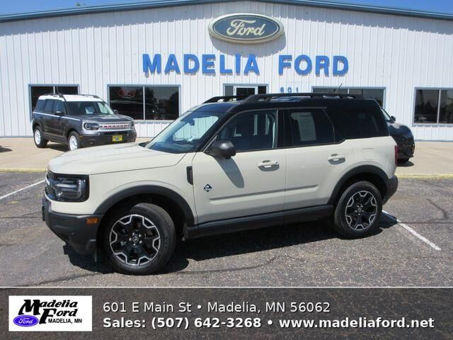 2025 Ford Bronco Sport Outer Banks — photo 1 of 26