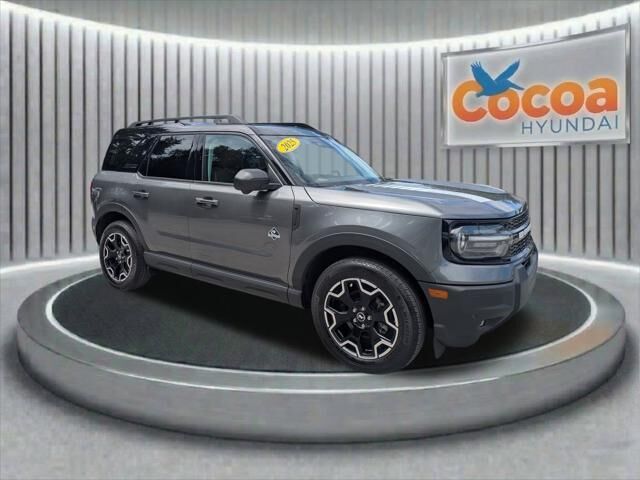 2025 Ford Bronco Sport Outer Banks — photo 1 of 13