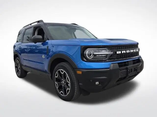 2025 Ford Bronco Sport Outer Banks — photo 1 of 12