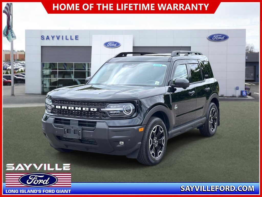 2026 Ford Bronco Sport Outer Banks — photo 1 of 13